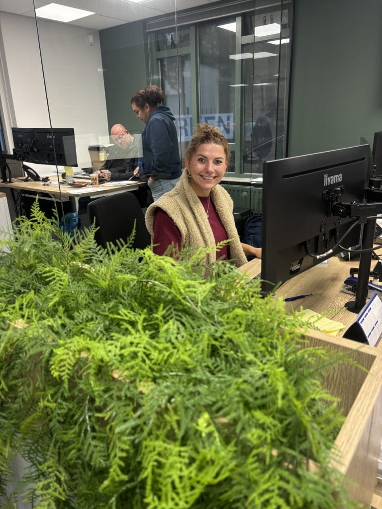 Foto daisy website - Van Haperen Dakbedekking