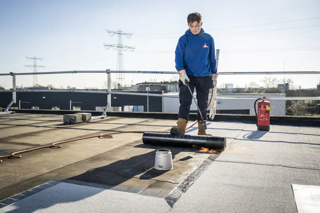 VAN HAPEREN DAK - Van Haperen Dakbedekking